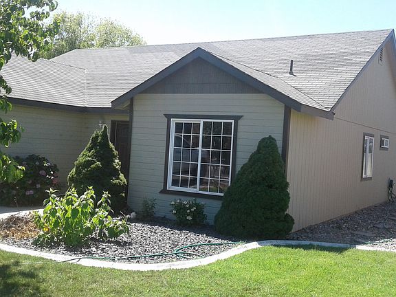 2nd image of 928 N 24th Ave
