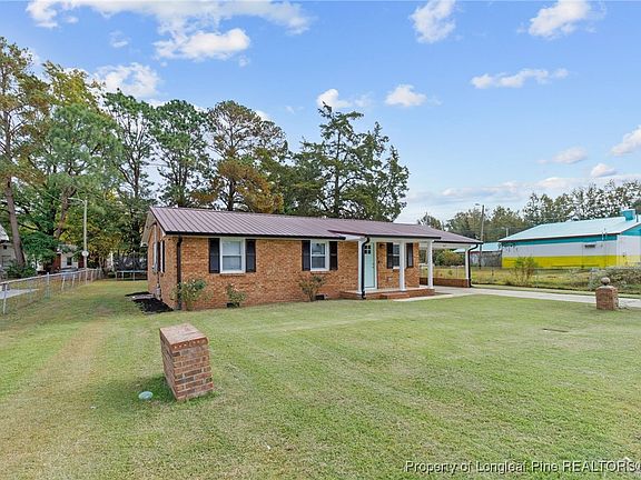 2nd image of 140 Starlite Dr