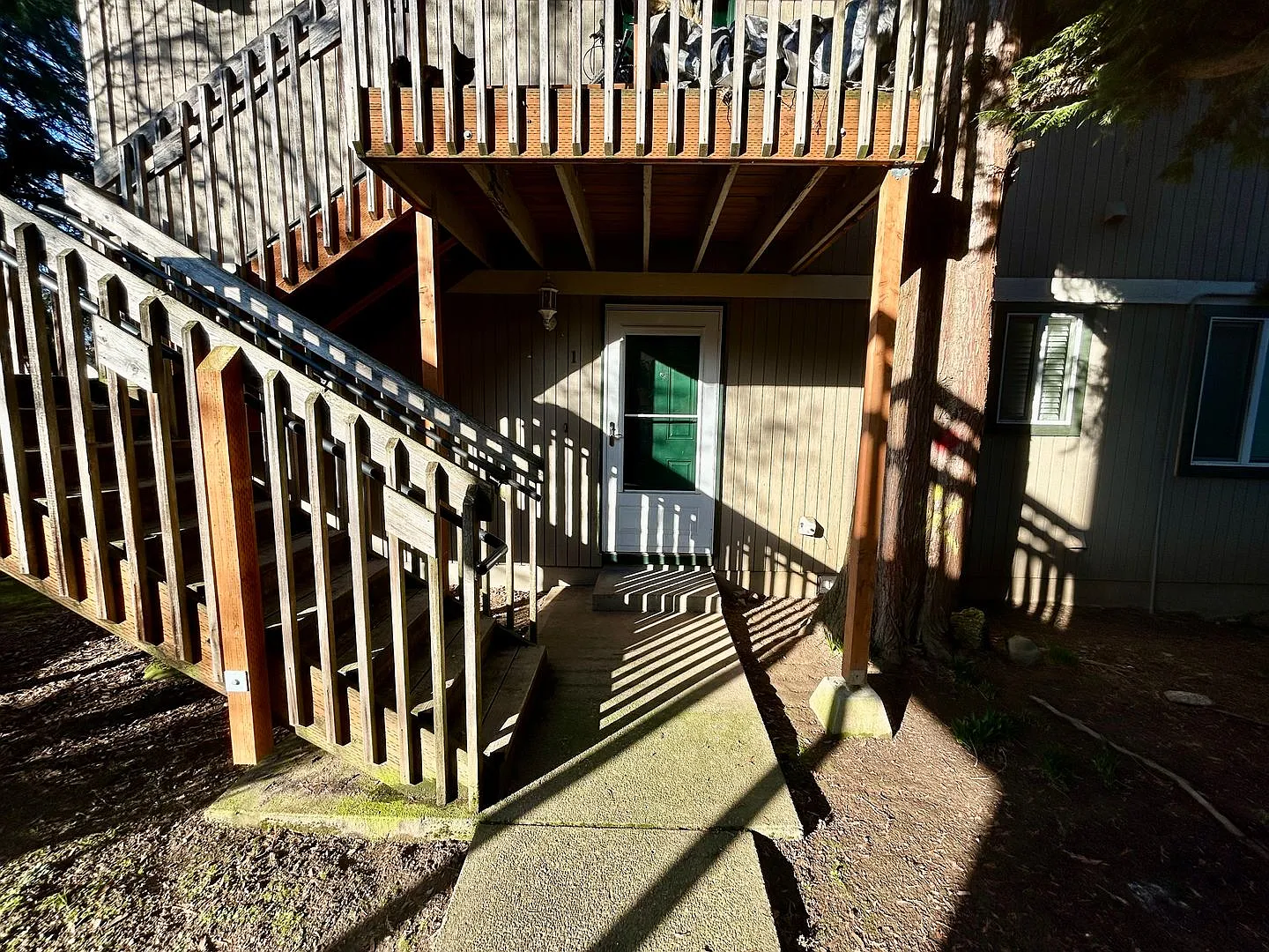 VA-MOV01 — Photo 2
