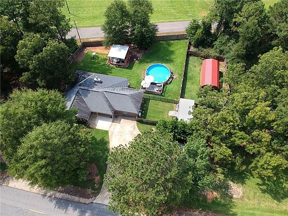 4th image of 1311 Lee Road 250