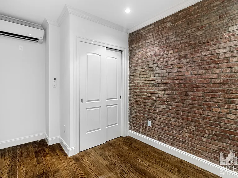506 E 84th St #2R — Photo 9
