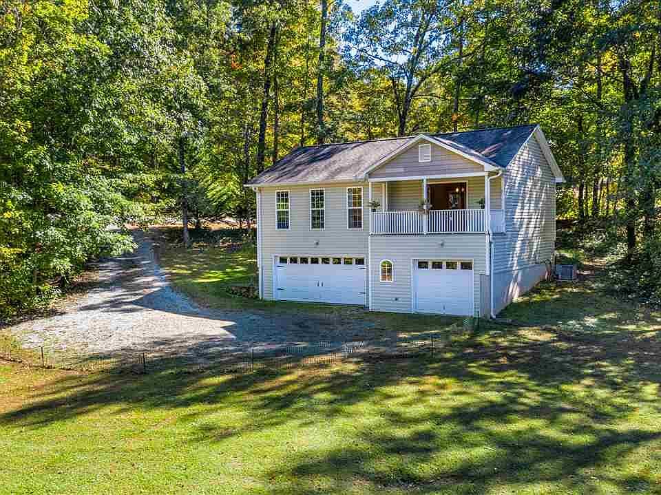 1354 E Lakeshore Dr Landrum, SC, 29356 Apartments for Rent Zillow