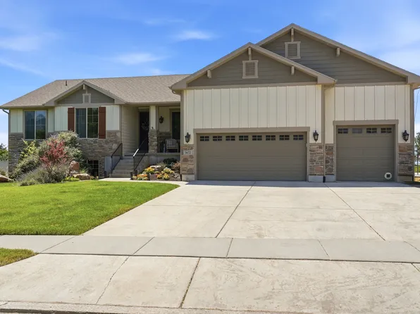 1672 Equestrian Park Way, Kaysville, UT 84037