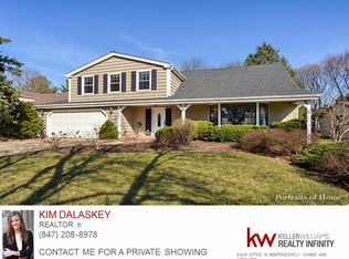 1508 Apache Dr, Naperville, IL 60563