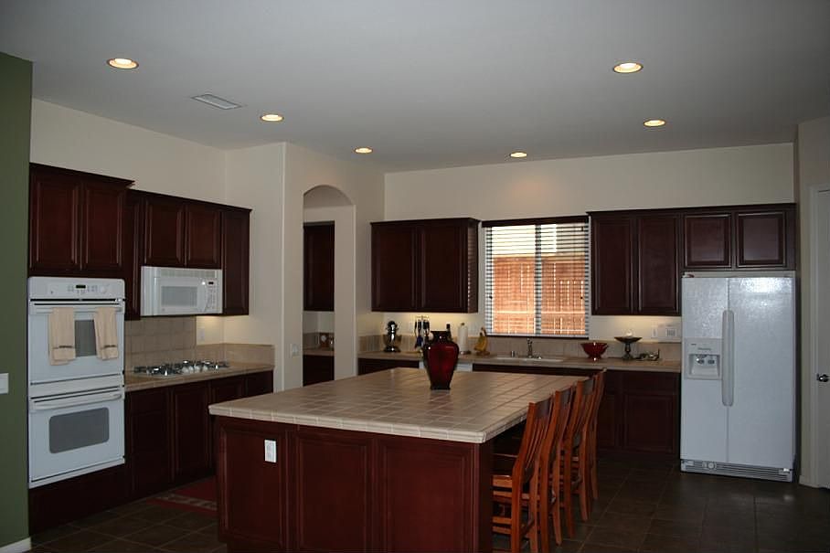 2nd image of 36838 Cottonwood St