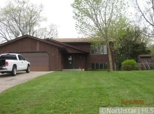 1720 Mount Hope Rd, Carver, MN 55315