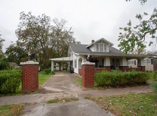 306 S Division St, Norris City, IL 62869