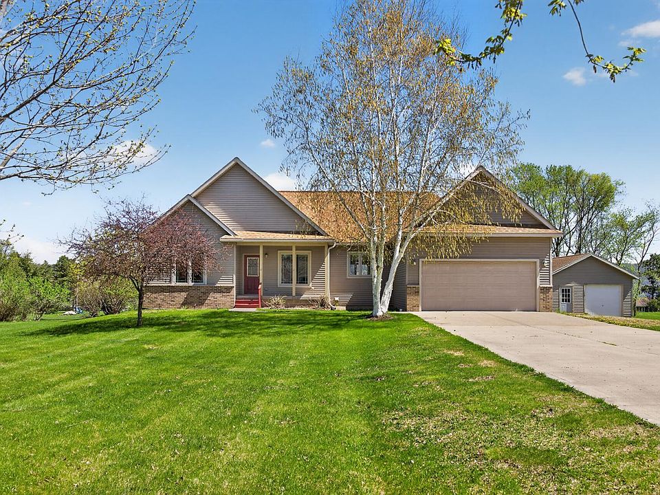 1st image of 31770 Lakeview Dr