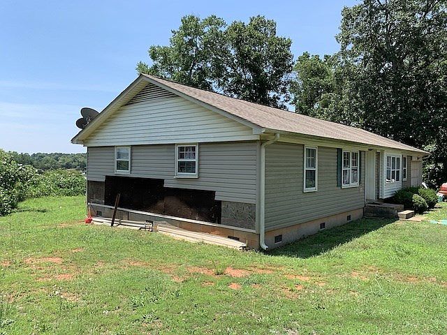2nd image of 228 Arling Dr