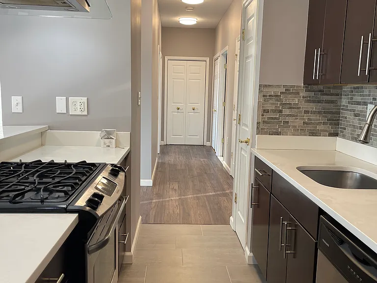 110 Halsted Street — Photo 8