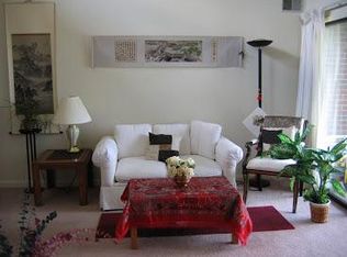 126 Turtle Creek Rd APT 10, Charlottesville, VA 22901