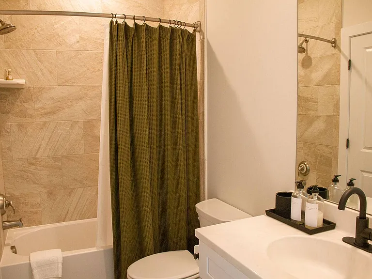 2025 Library Ave #302 — Photo 8