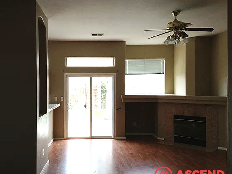 2nd image of 5402 Grogan Dr
