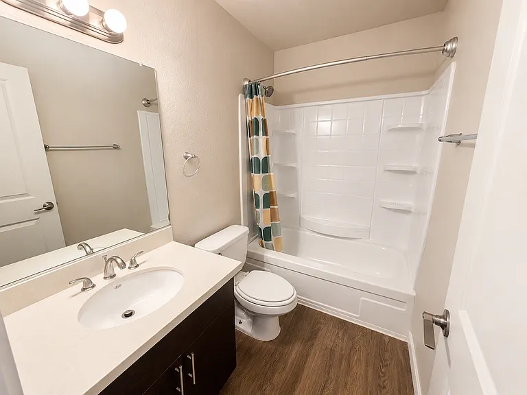 Riverbend Apartments — Photo 49