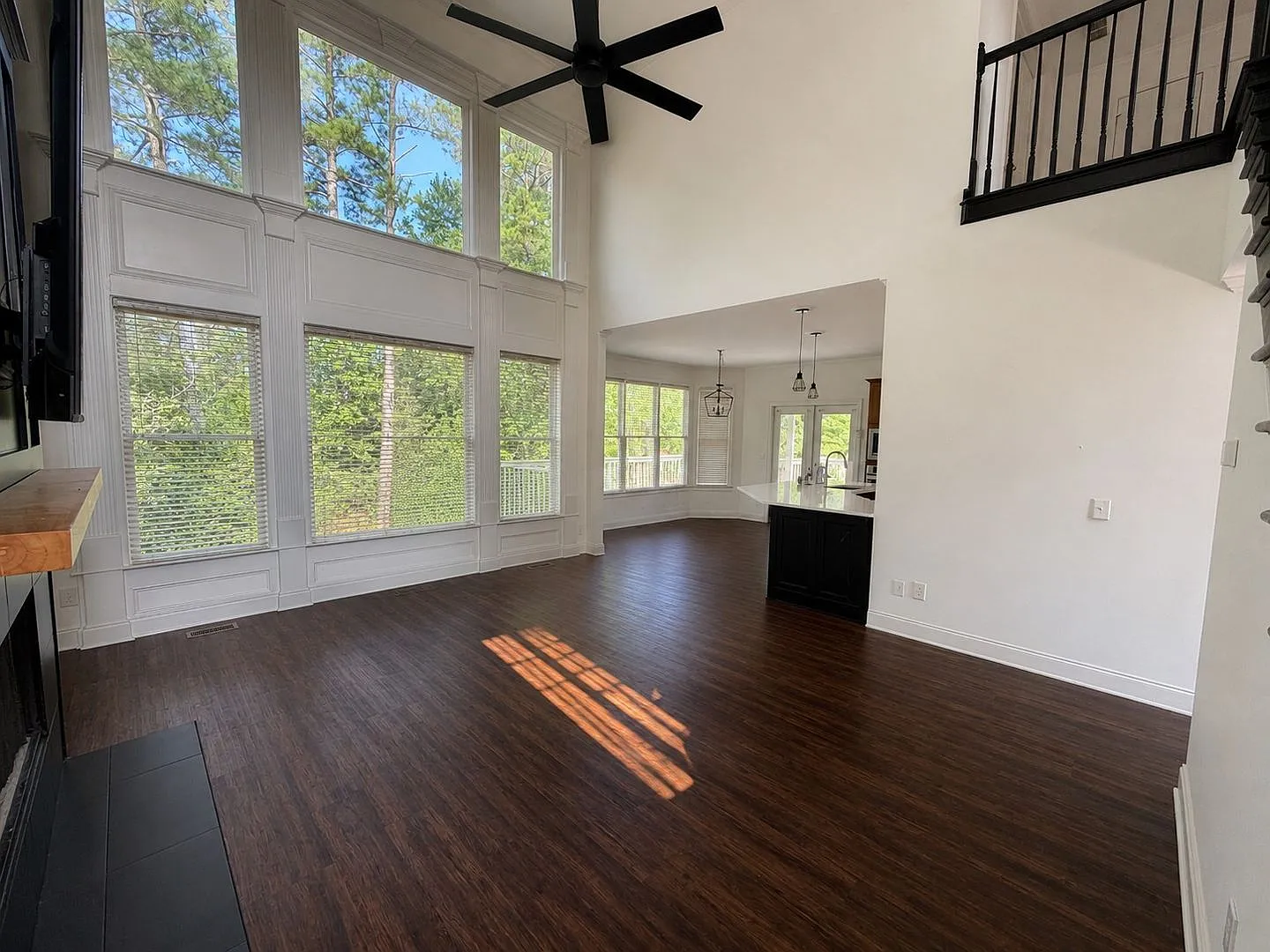 768 Laurel West Ln. — Photo 2