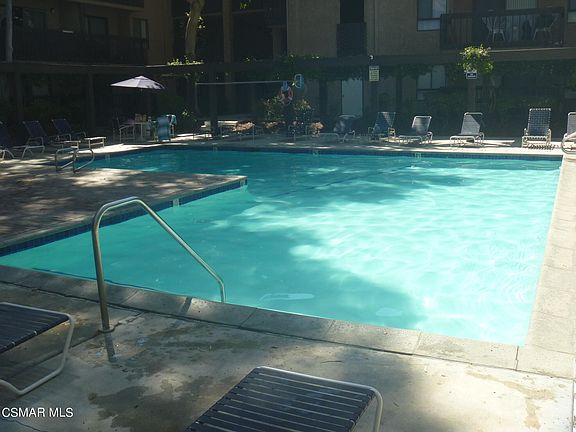 2nd image of 22100 Burbank Blvd Unit 315B