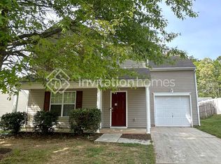 7617 Hidden Creek Dr, Charlotte, NC 28214