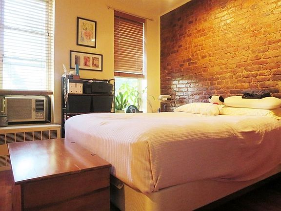 3rd image of 255A Clifton Pl #2