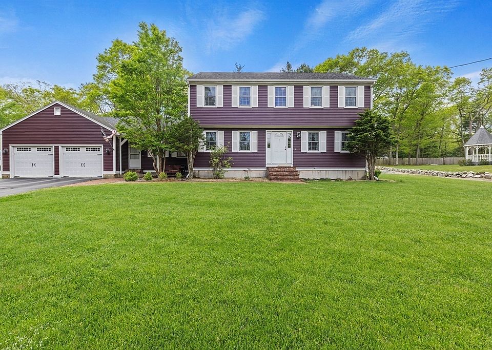 1st image of 6 Mockingbird Ln