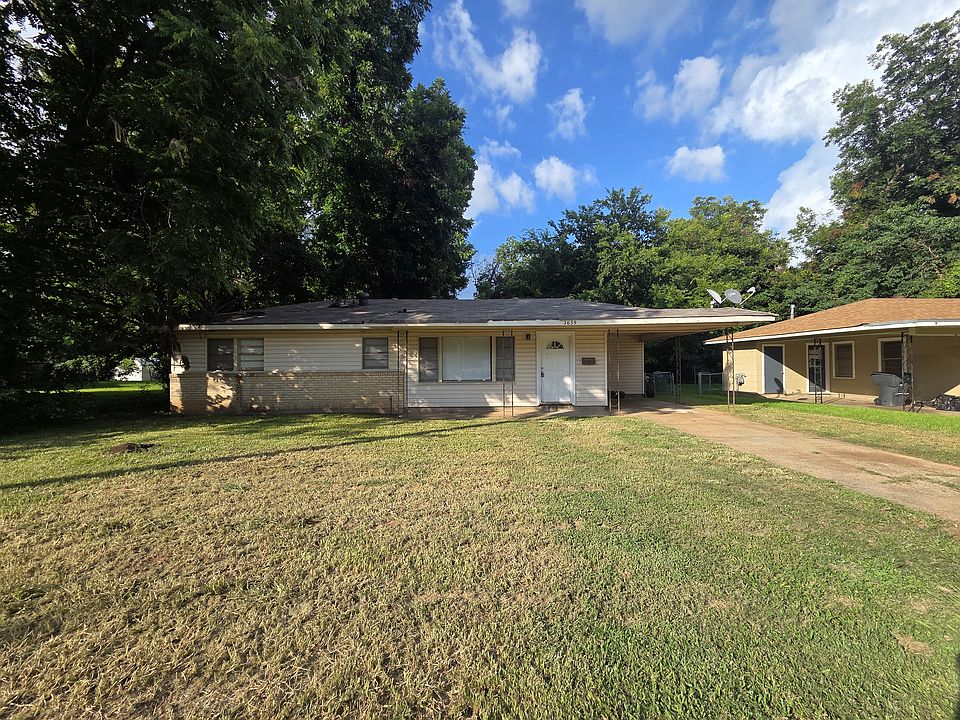 1st image of 2639 Barbara St