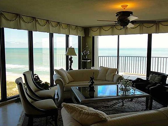5th image of 4400 N Highway A1a #7N