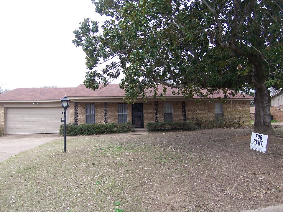 1st image of 109 Rosewood Dr