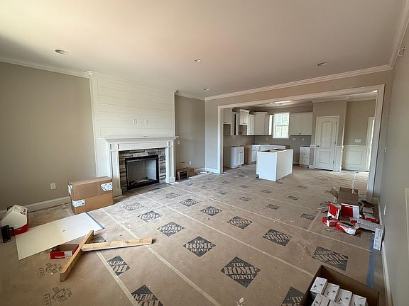 5th image of 220 Water Mill Rd