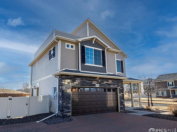 3rd image of 3907 Windwood Dr