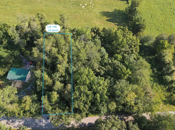 146 Lakeshore Dr, Burnside, KY 42519