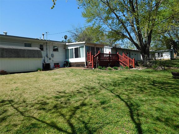 5th image of 801 Mary Jo Ln