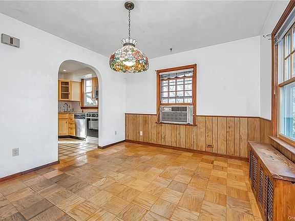 5th image of 45 Albemarle Pl