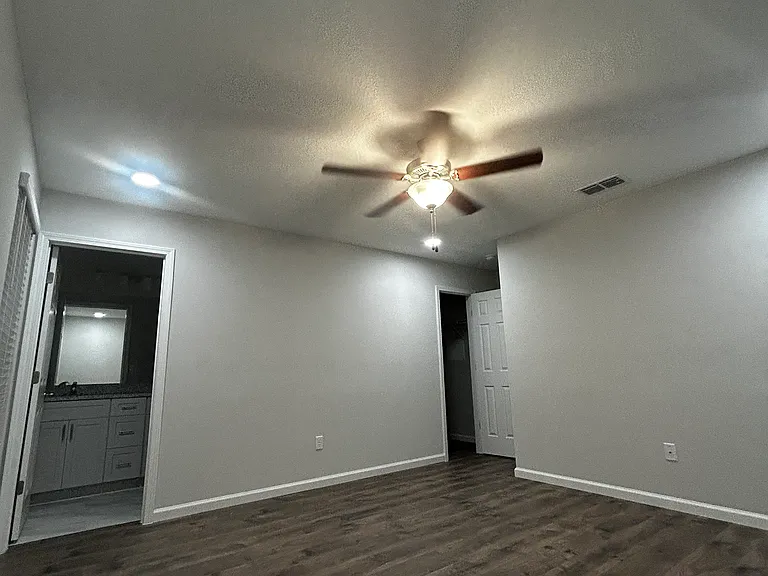 829 Jackson Rd — Photo 9