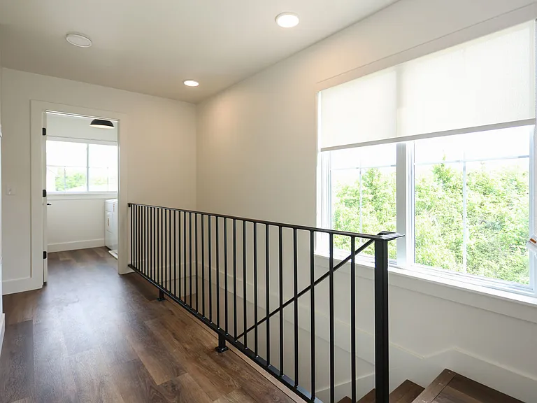 Rivercrest Residences — Photo 12