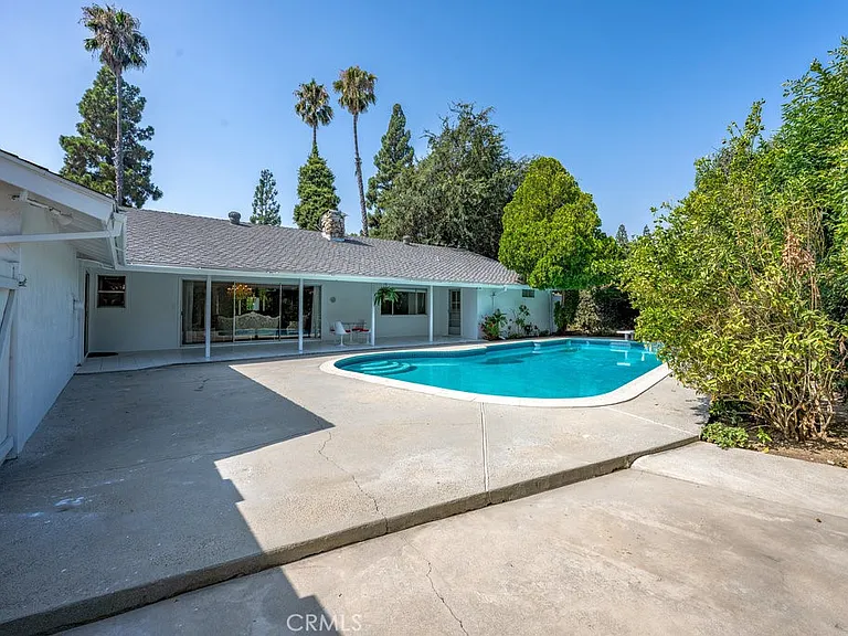 19443 Superior St — Photo 31
