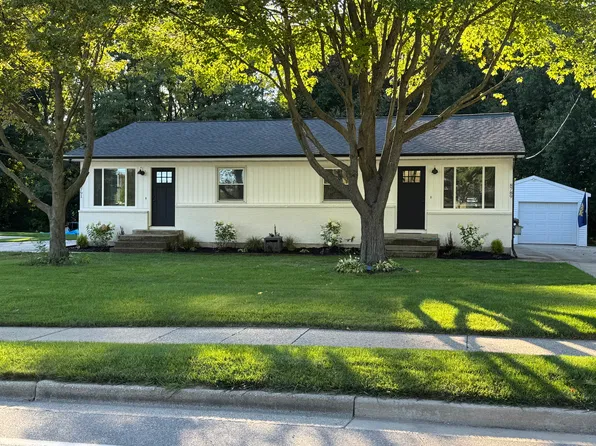 8789 Byron Center Ave SW, Byron Center, MI 49315