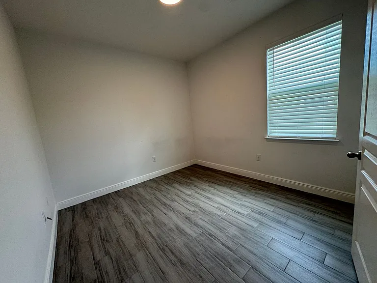 2980 Scarlett Dr — Photo 21
