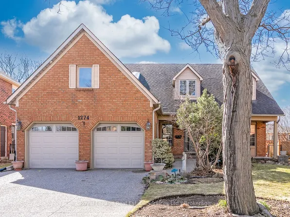 1274 Hilton Ln, Oakville, ON L6M 2V2