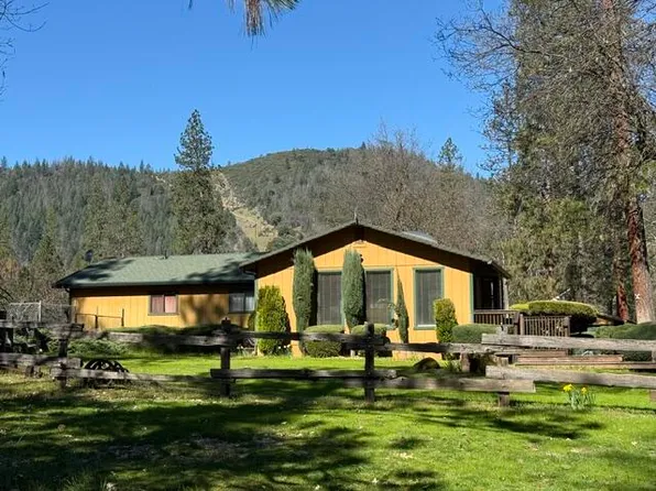 121 Wellock Rd, Lewiston, CA 96052