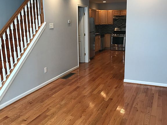 5th image of 1542 S Opal St