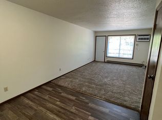 1612 E Gateway Cir S APT 304, Fargo, ND 58103
