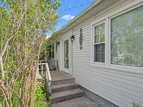 5th image of 29 Francis St E