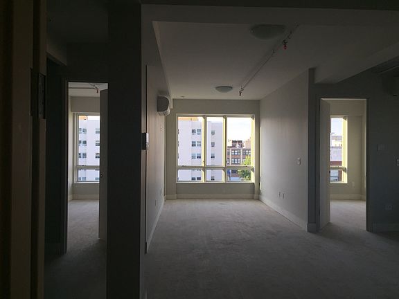 2nd image of 880 Dekalb Ave #3rd