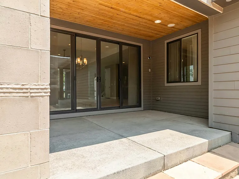 9202 E 53rd Ave — Photo 27