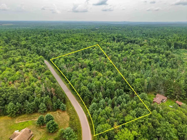 W8596 Blue Bird Dr, Merrillan, WI 54754