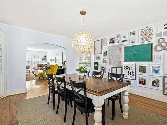 3rd image of 4937 Wyoming St