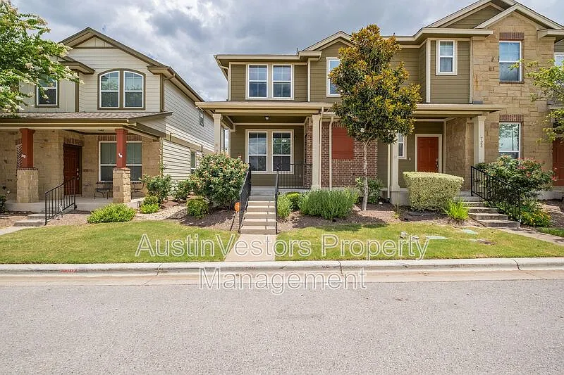730 Lost Pines Ln