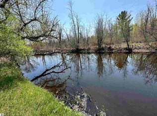 2949 Arbak Ln, Marion, MI 49665