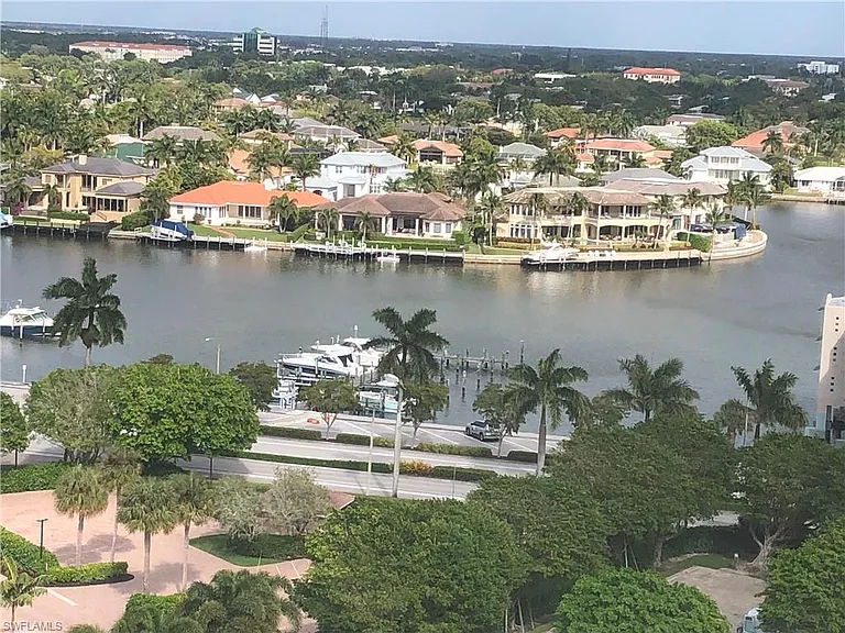 4551 Gulf Shore Blvd N #306 — Photo 30