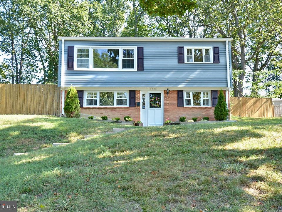 1st image of 3206 Bayfield Dr