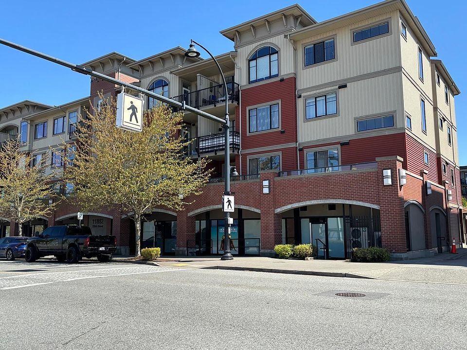 1st image of 11882 226th St #108